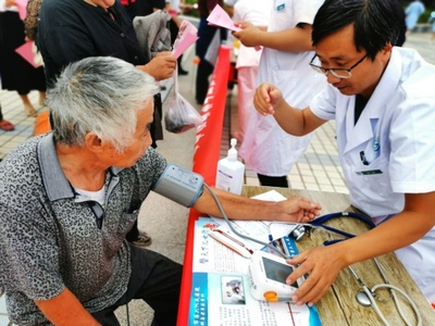 2020年周口市啟動阿爾茨海默病預防與干預宣傳活動，社會經(jīng)濟咨詢服務助力健康老齡化