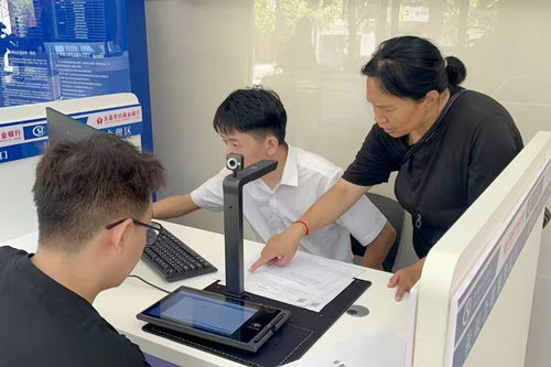 金融貸款驅(qū)動產(chǎn)業(yè)興，云縣堅(jiān)果鏈生金——論社會經(jīng)濟(jì)咨詢服務(wù)的橋梁作用